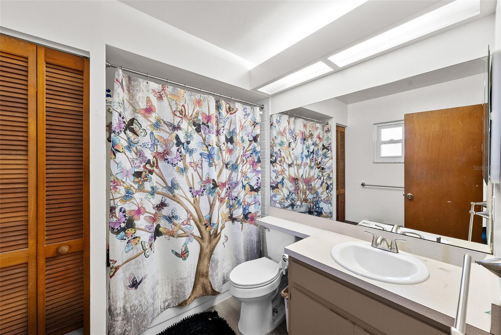 LAKE PADGETT ESTATES EAST - Residential