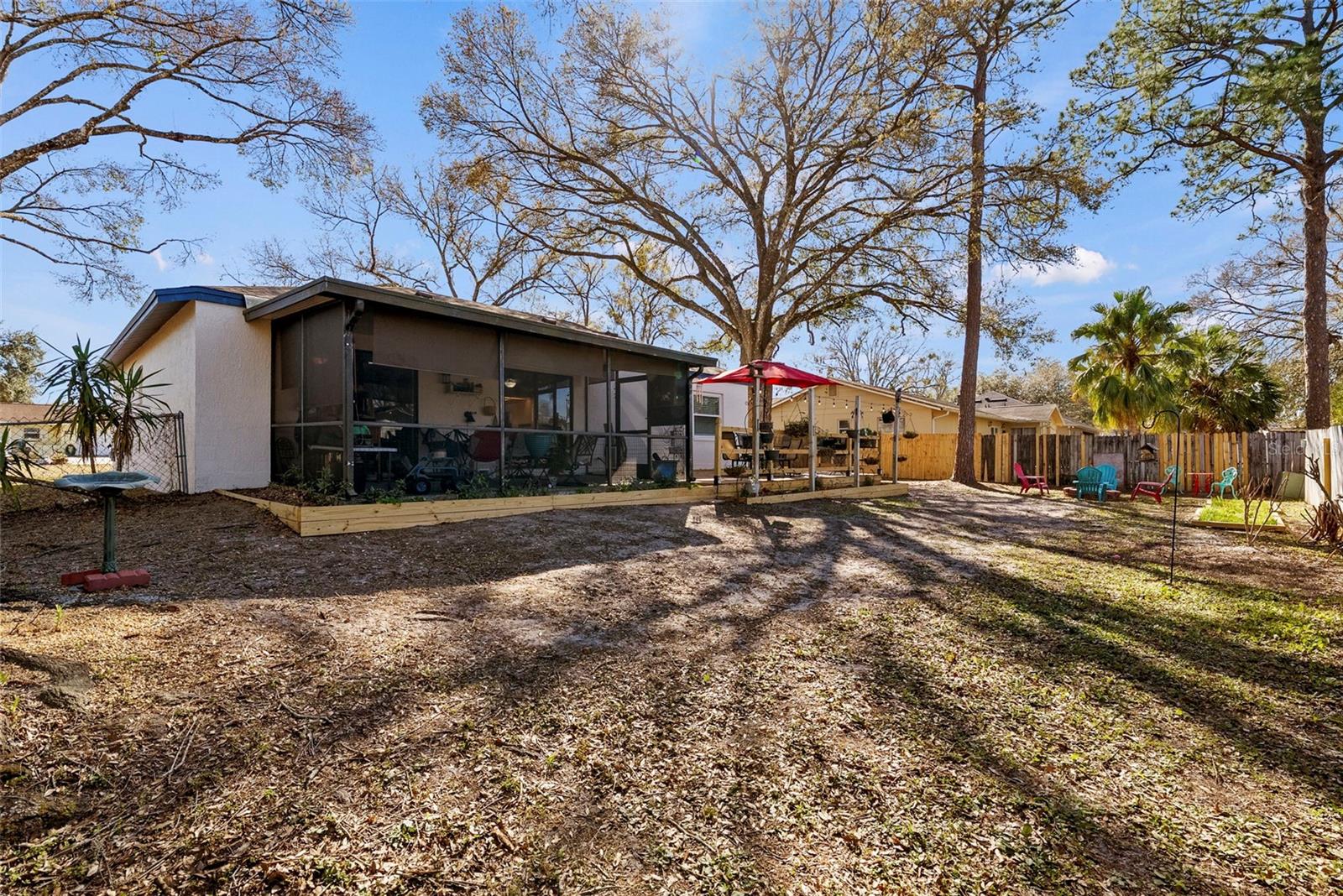 LAKE PADGETT ESTATES EAST - Residential