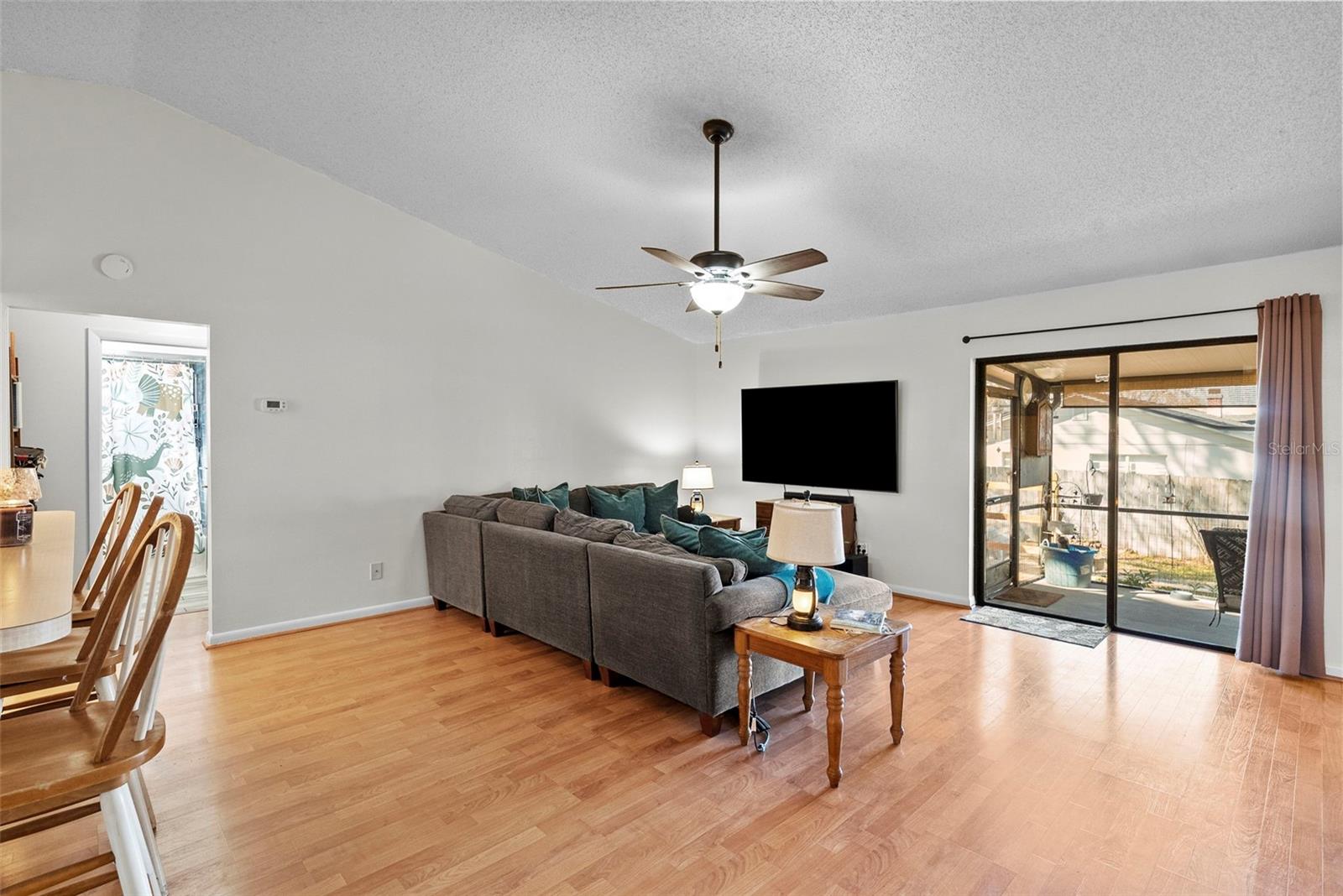 LAKE PADGETT ESTATES EAST - Residential