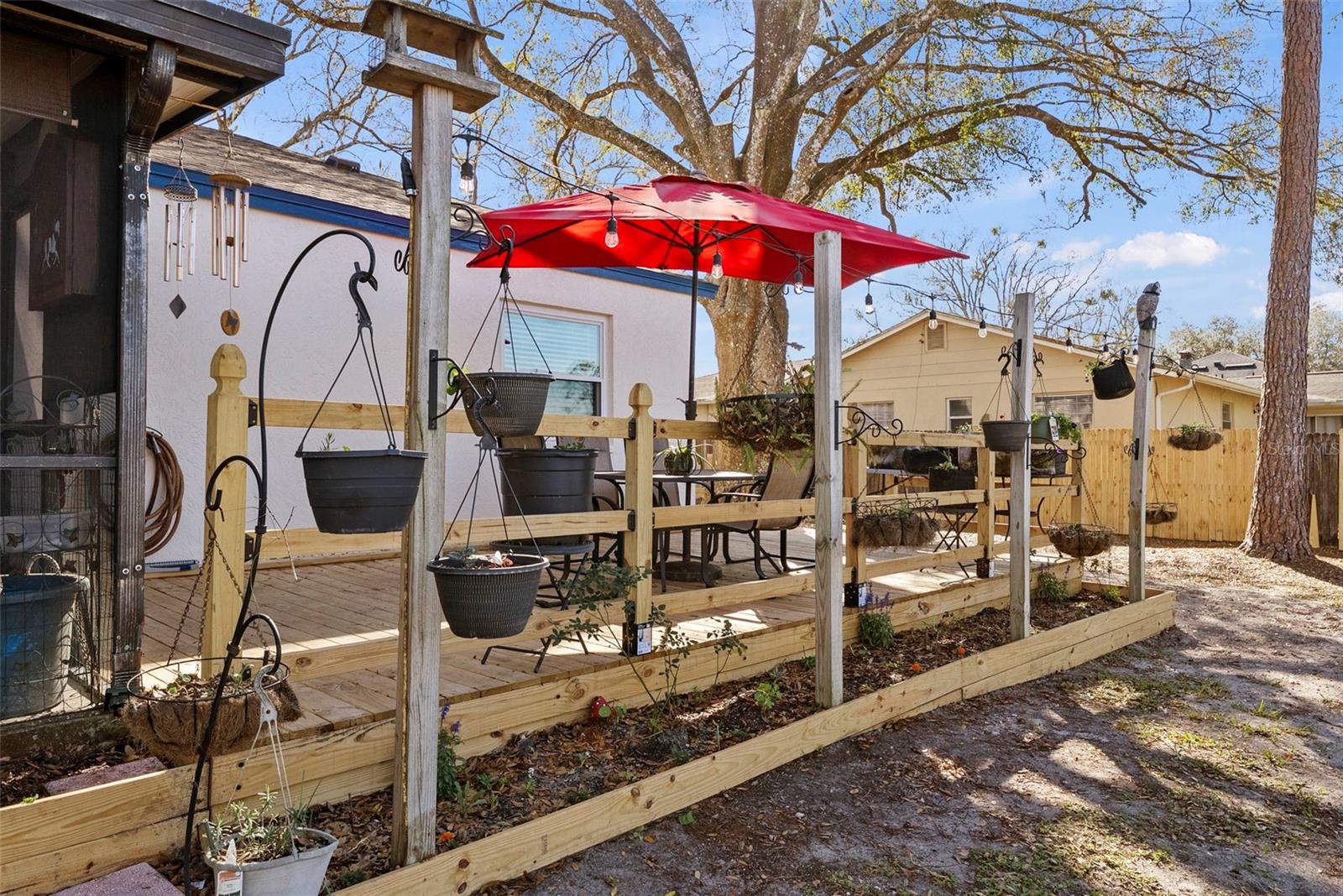 LAKE PADGETT ESTATES EAST - Residential