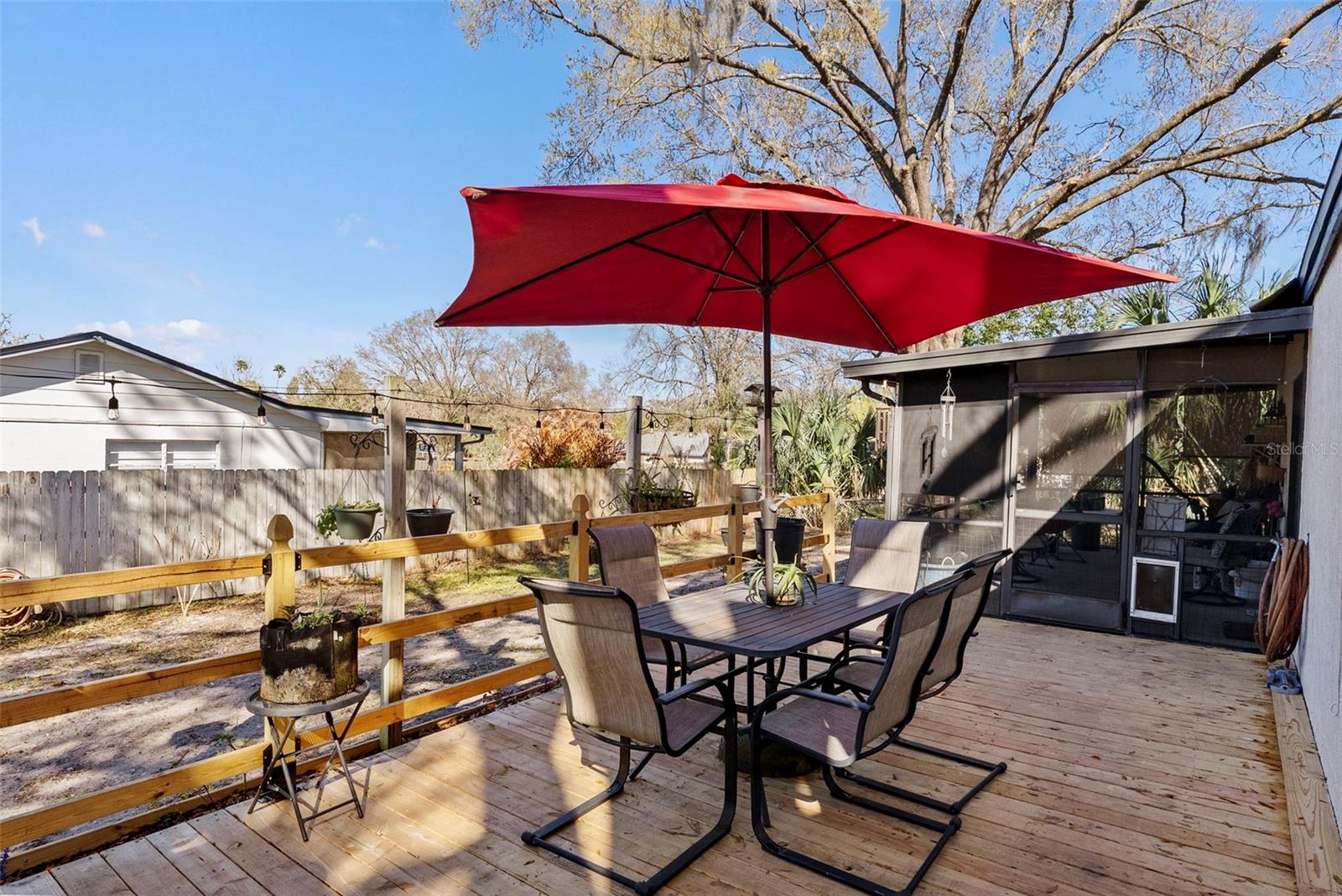 LAKE PADGETT ESTATES EAST - Residential