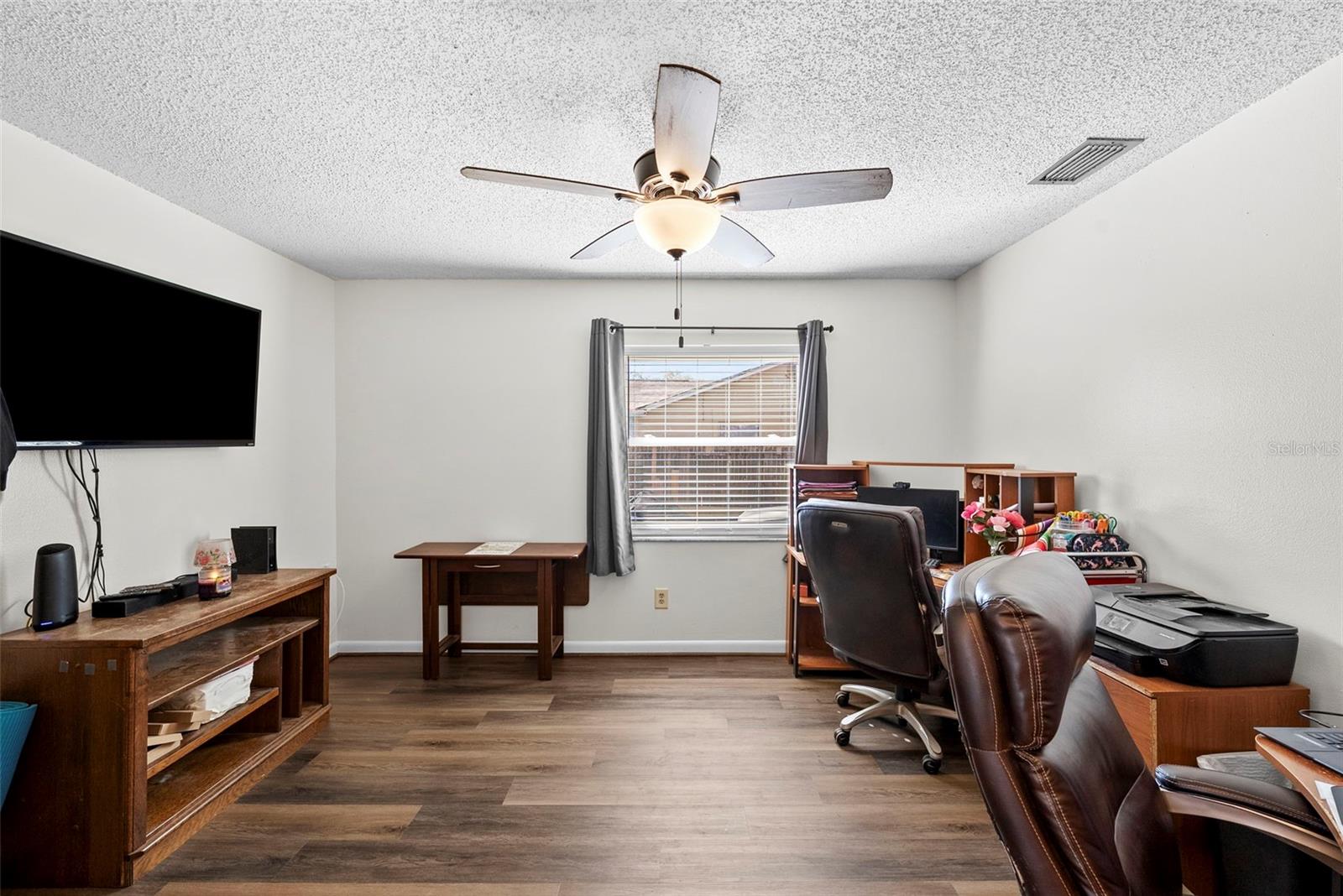 LAKE PADGETT ESTATES EAST - Residential