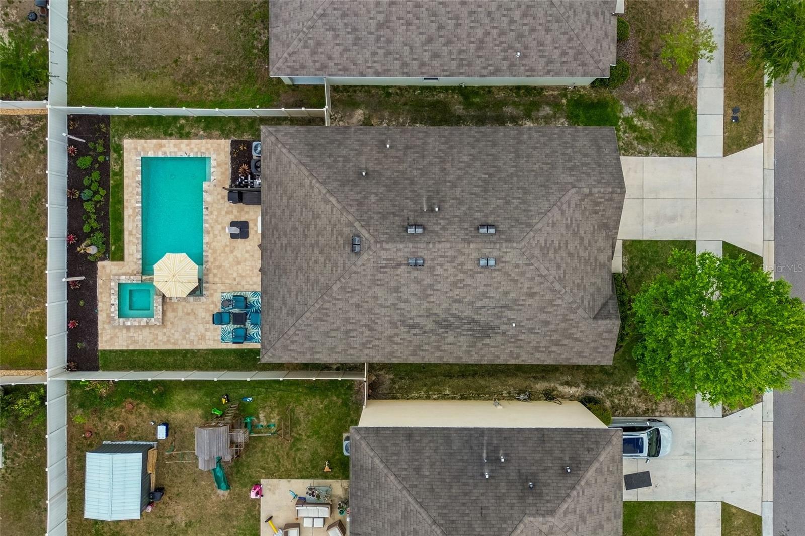 THE OAKS - Residential