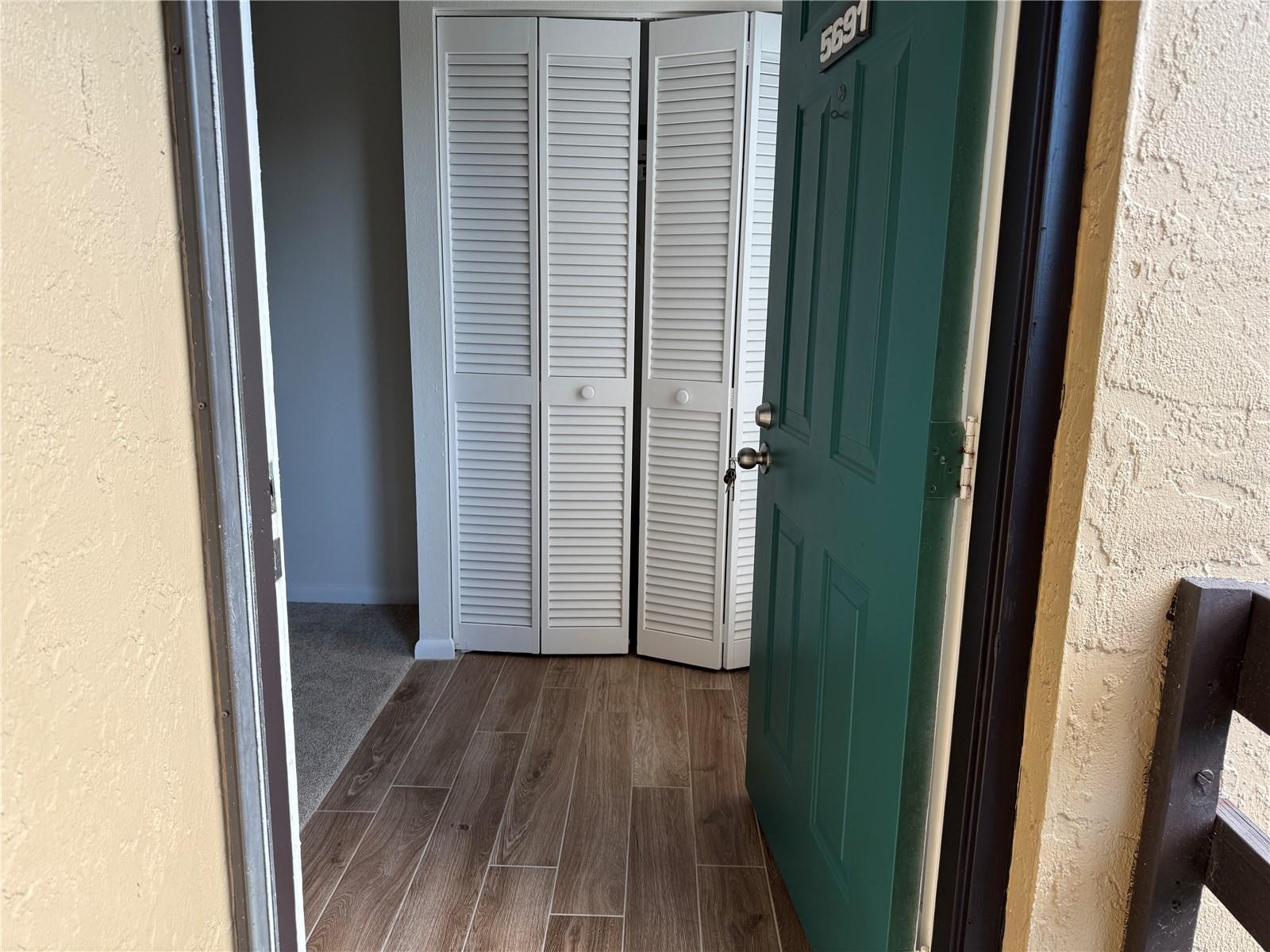 ASHTON LAKES 01 & 02 - Residential Lease