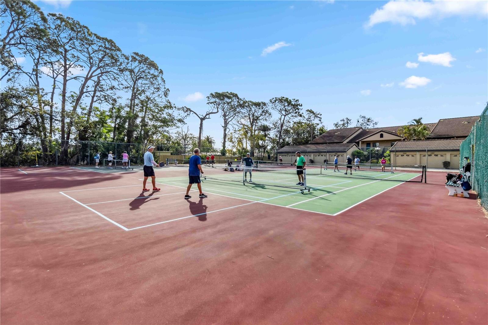 ASHTON LAKES 01 & 02 - Residential Lease