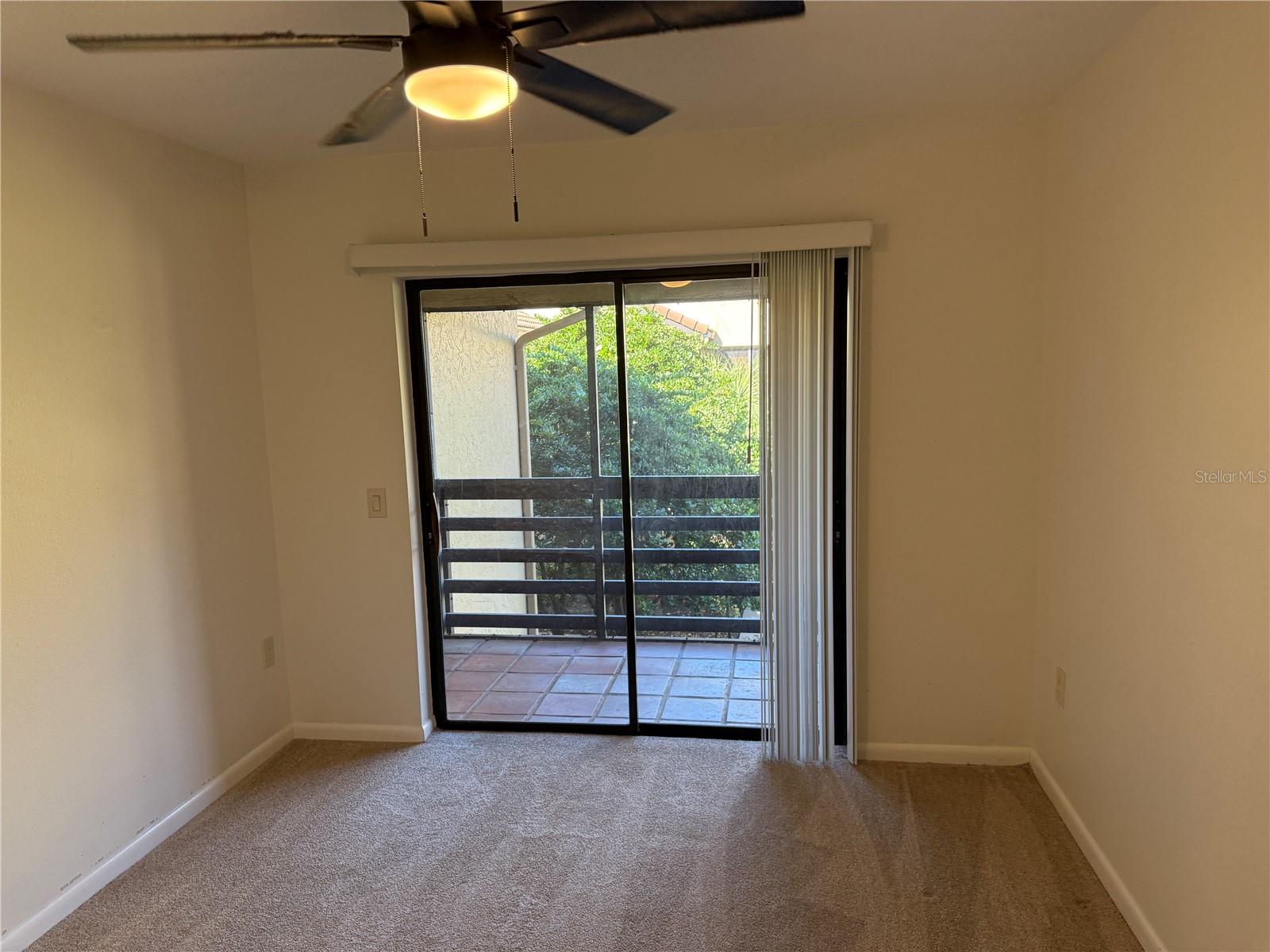 ASHTON LAKES 01 & 02 - Residential Lease