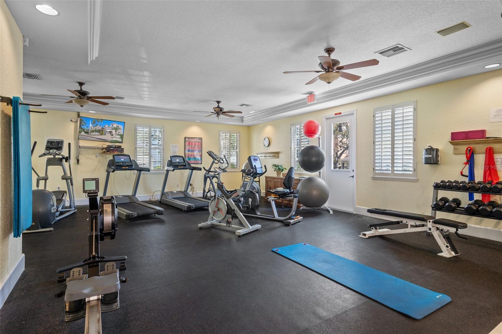 BACOPA BAY CONDO - Residential