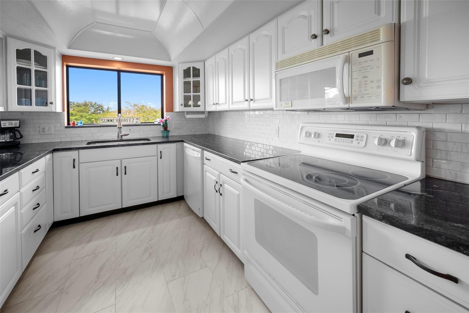 TARPON POINT CONDO - Residential