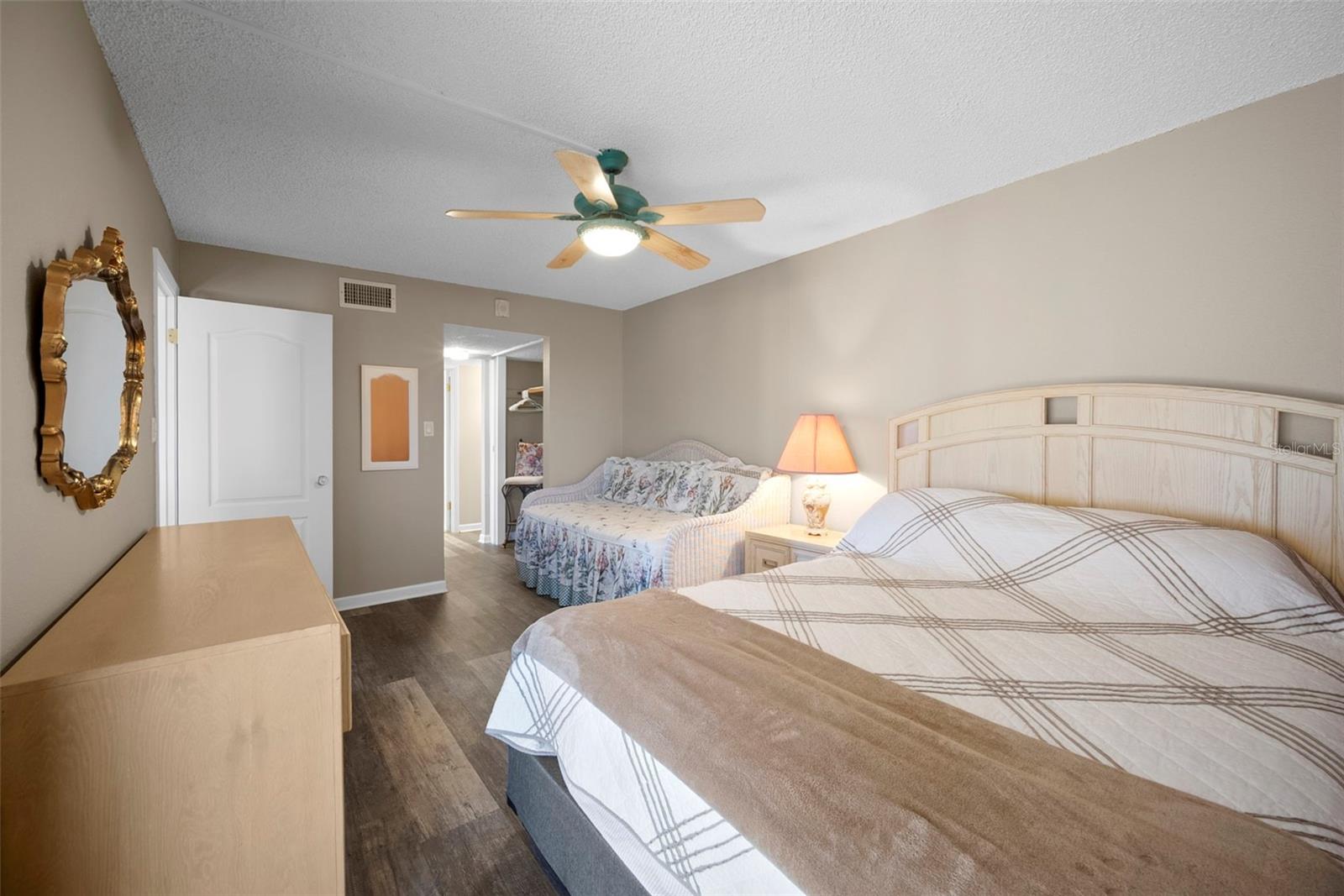 TARPON POINT CONDO - Residential