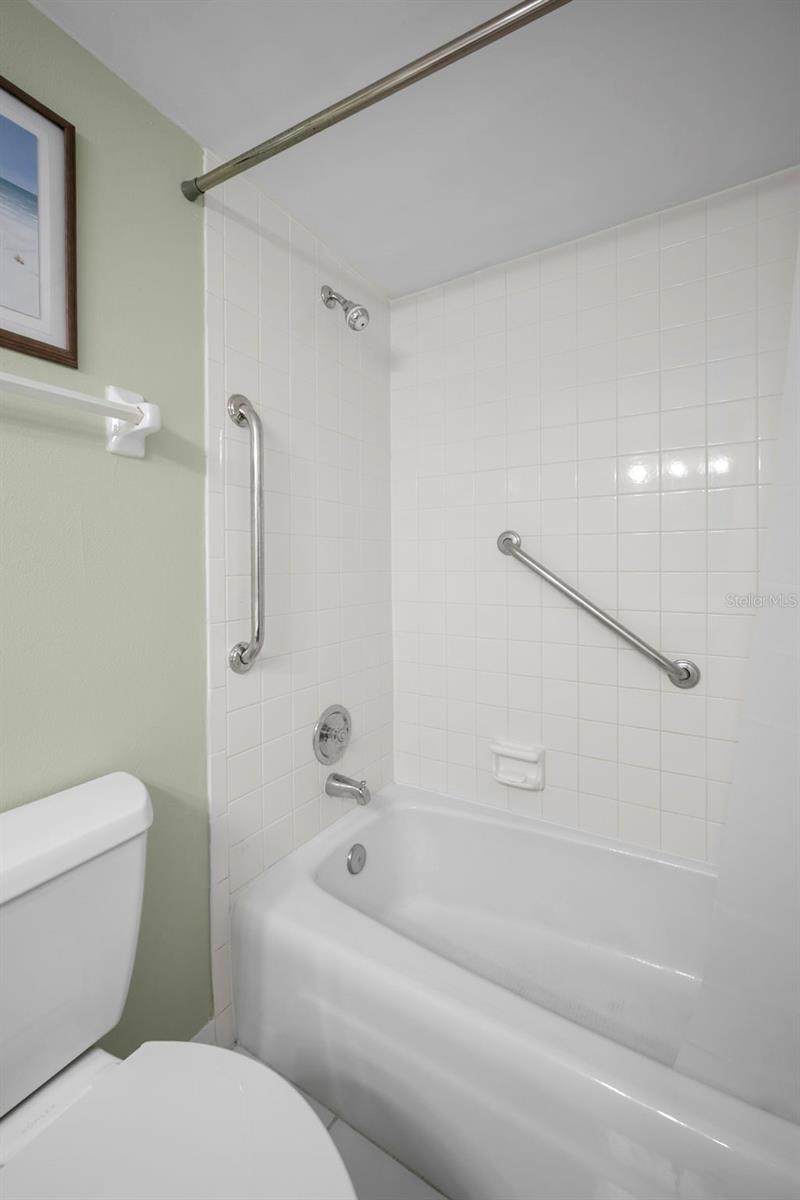 TARPON POINT CONDO - Residential