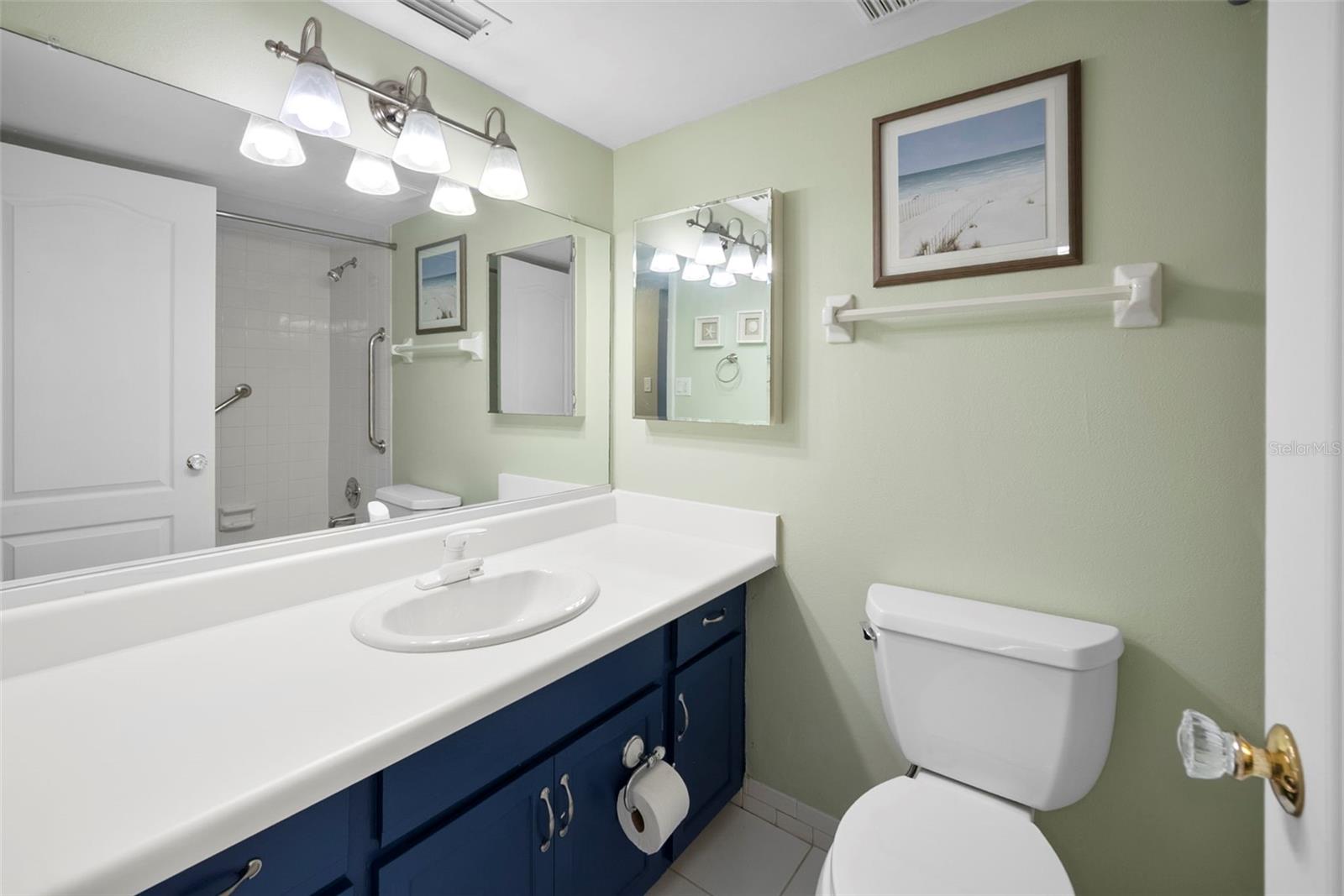 TARPON POINT CONDO - Residential