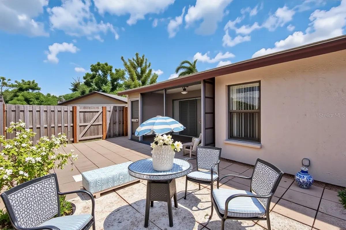 CURRY COVE - Residential