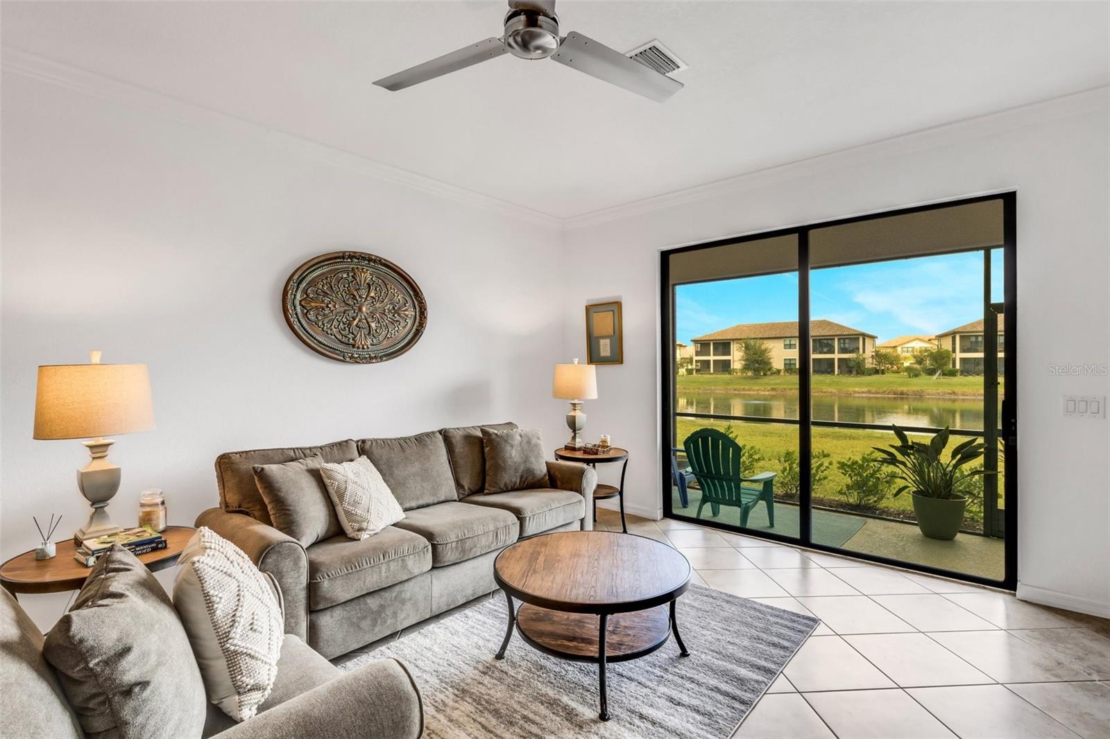 GRAN PARADISO TWNHMS 1B - Residential