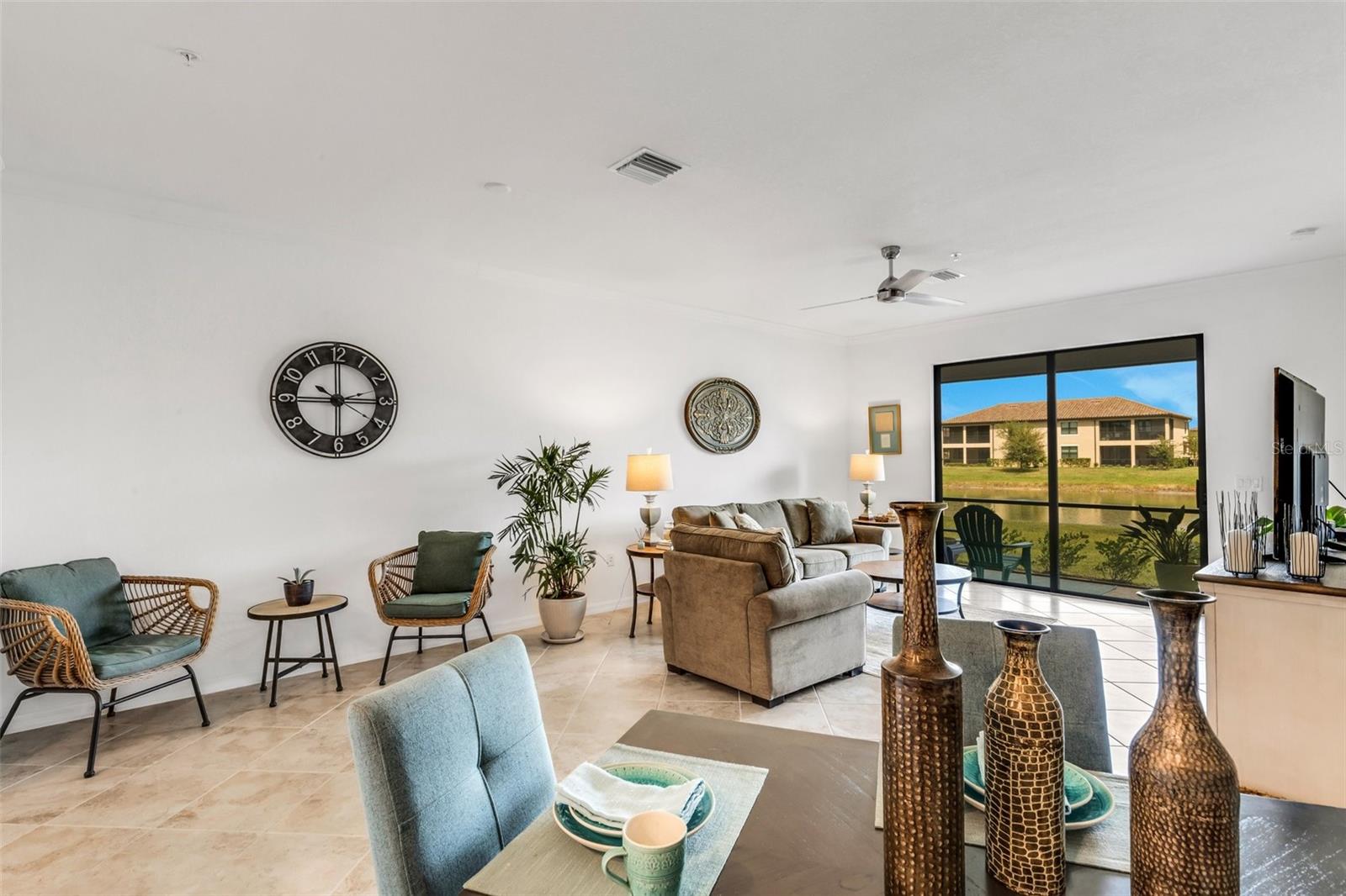 GRAN PARADISO TWNHMS 1B - Residential