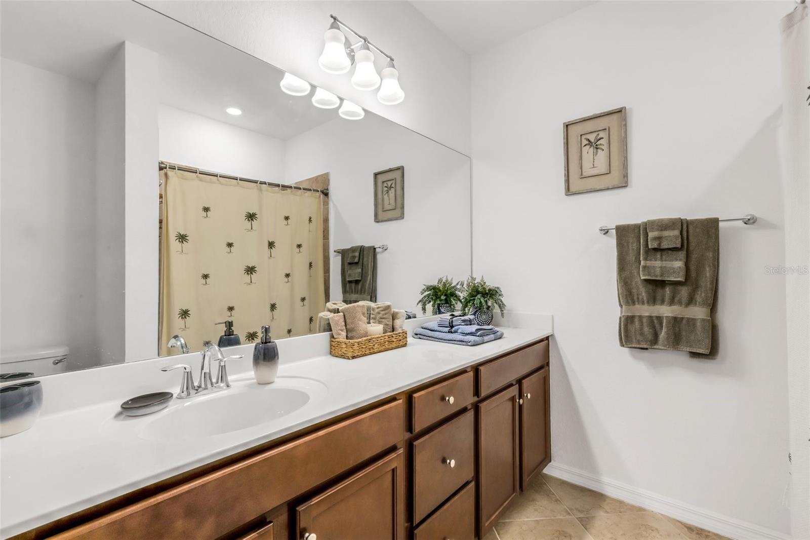 GRAN PARADISO TWNHMS 1B - Residential