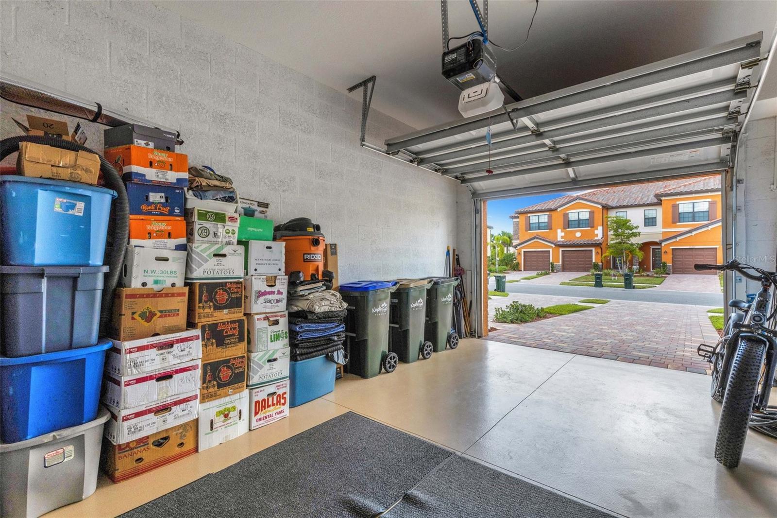 GRAN PARADISO TWNHMS 1B - Residential