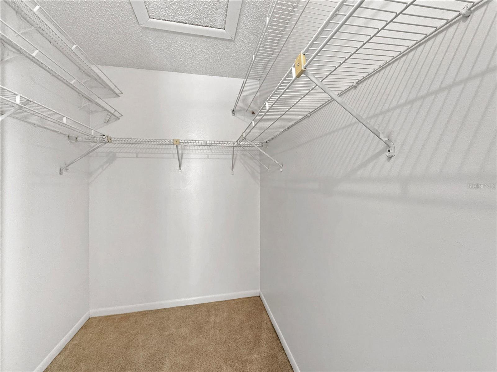 PINE RIDGE AT LAKE TARPON VILLAGE - Residential Lease