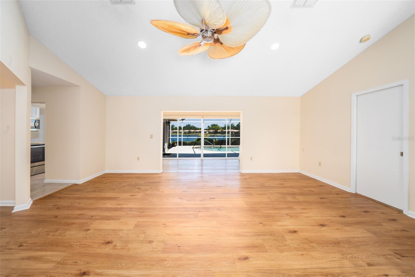 WILLOW SPGS - Residential