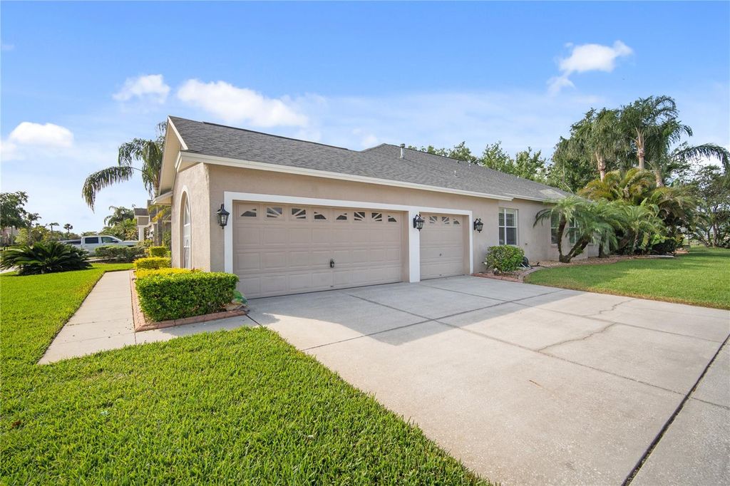 Photo of 9901 Kingshyre Way, Tampa, FL 33647 (MLS # TB8376964)