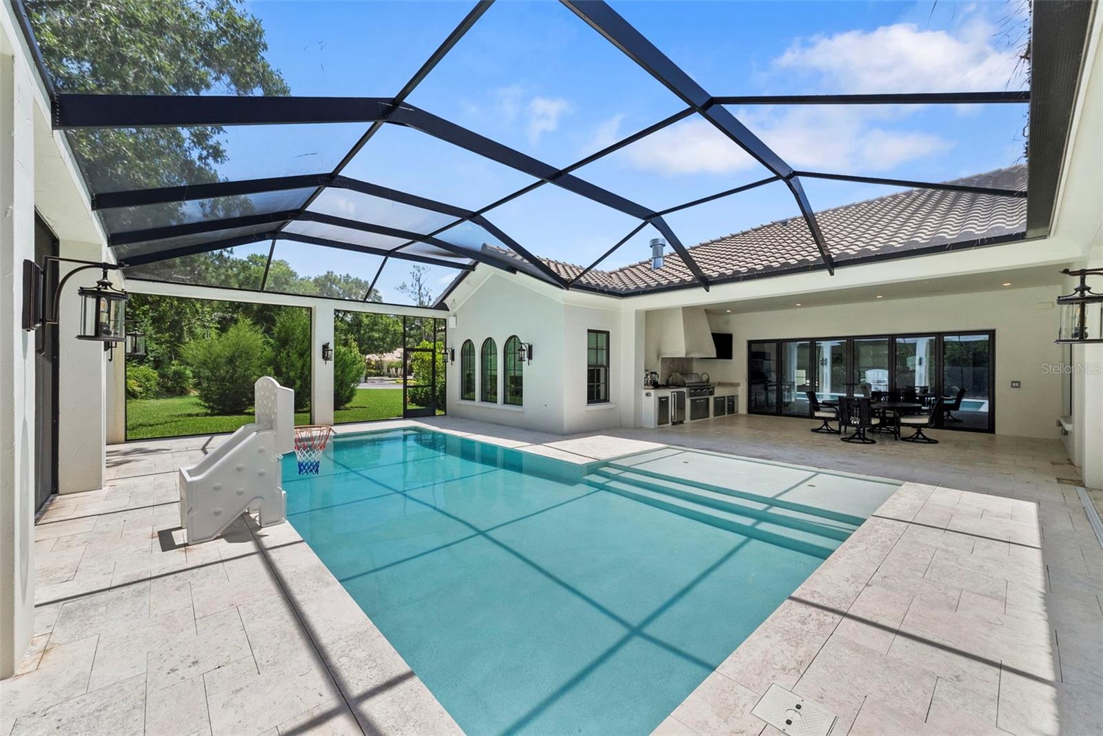 18907 LAKES EDGE WAY