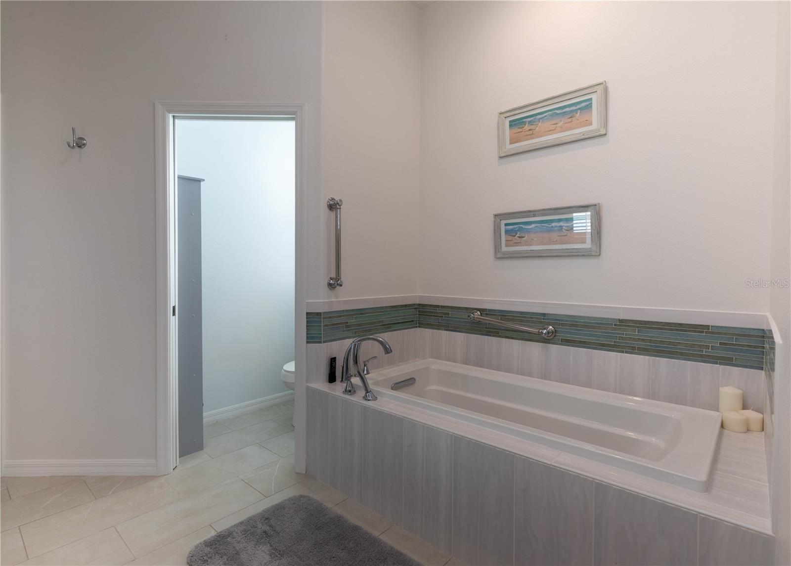 THE RESERVE - Residential