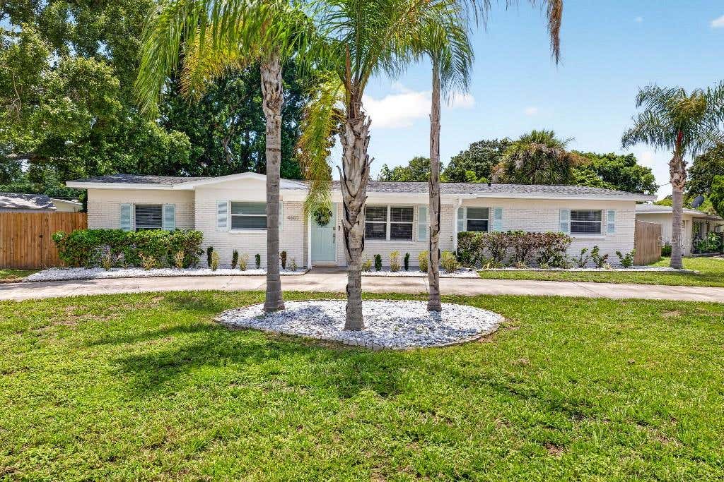 Photo of 4601 S Clark Avenue, Tampa, FL 33611 (MLS # TB8535010)