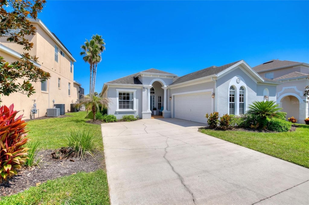 Photo of 313 Plumoso Loop, Davenport, FL 33897 (MLS # S5159254)