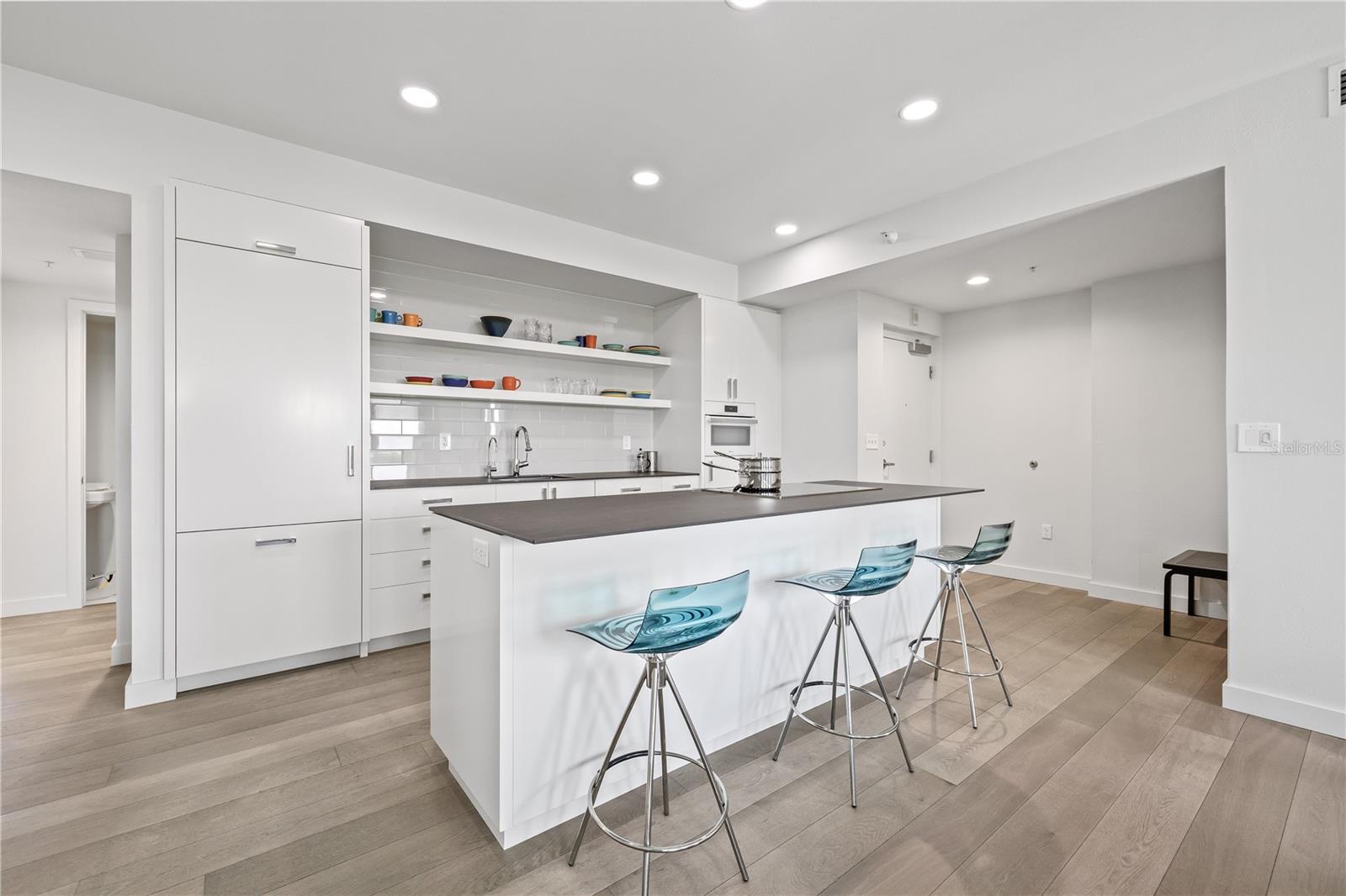 205 5TH AVENUE N 501