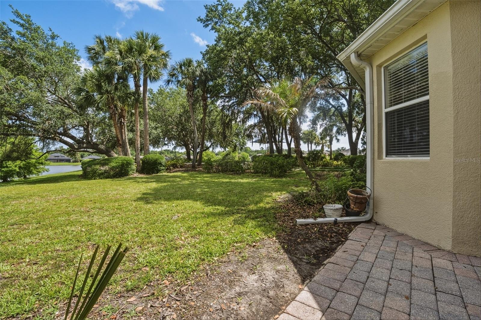 RETREAT AT WEKIVA - Residential