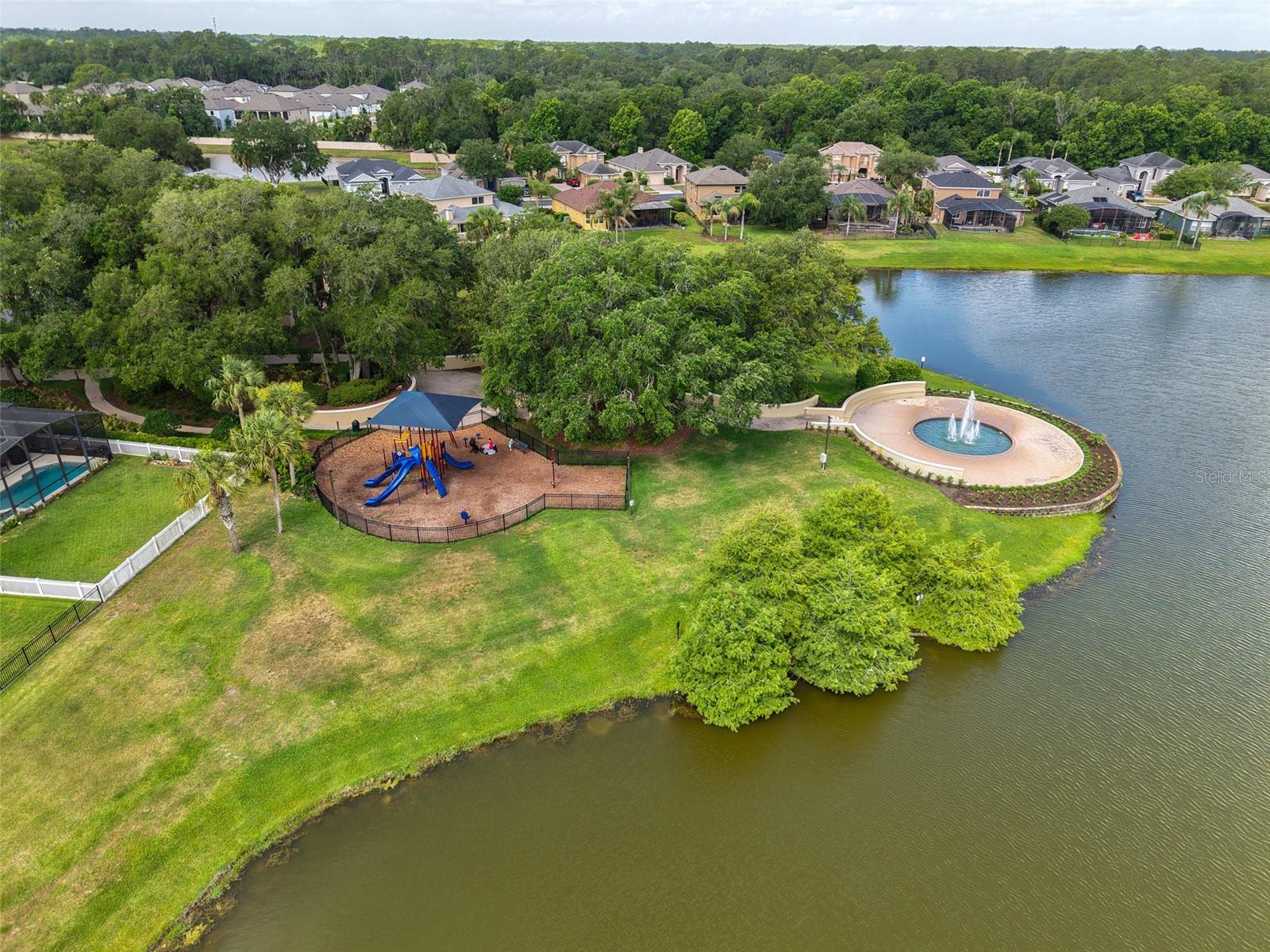 RETREAT AT WEKIVA - Residential