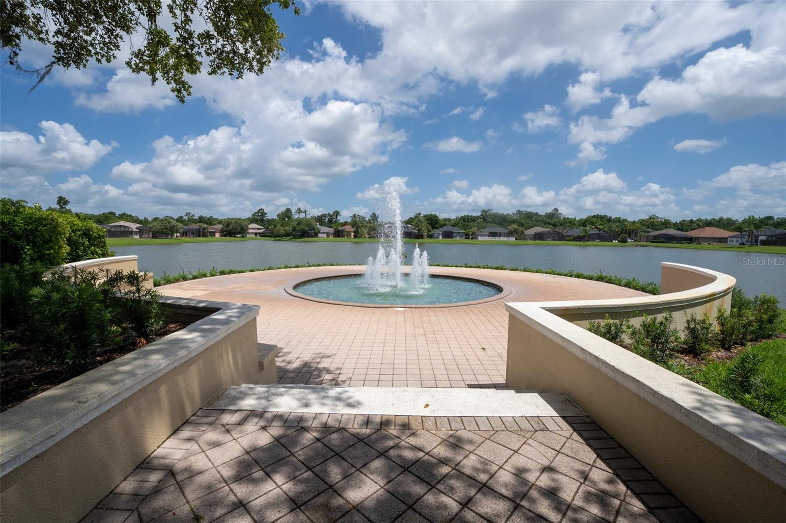RETREAT AT WEKIVA - Residential