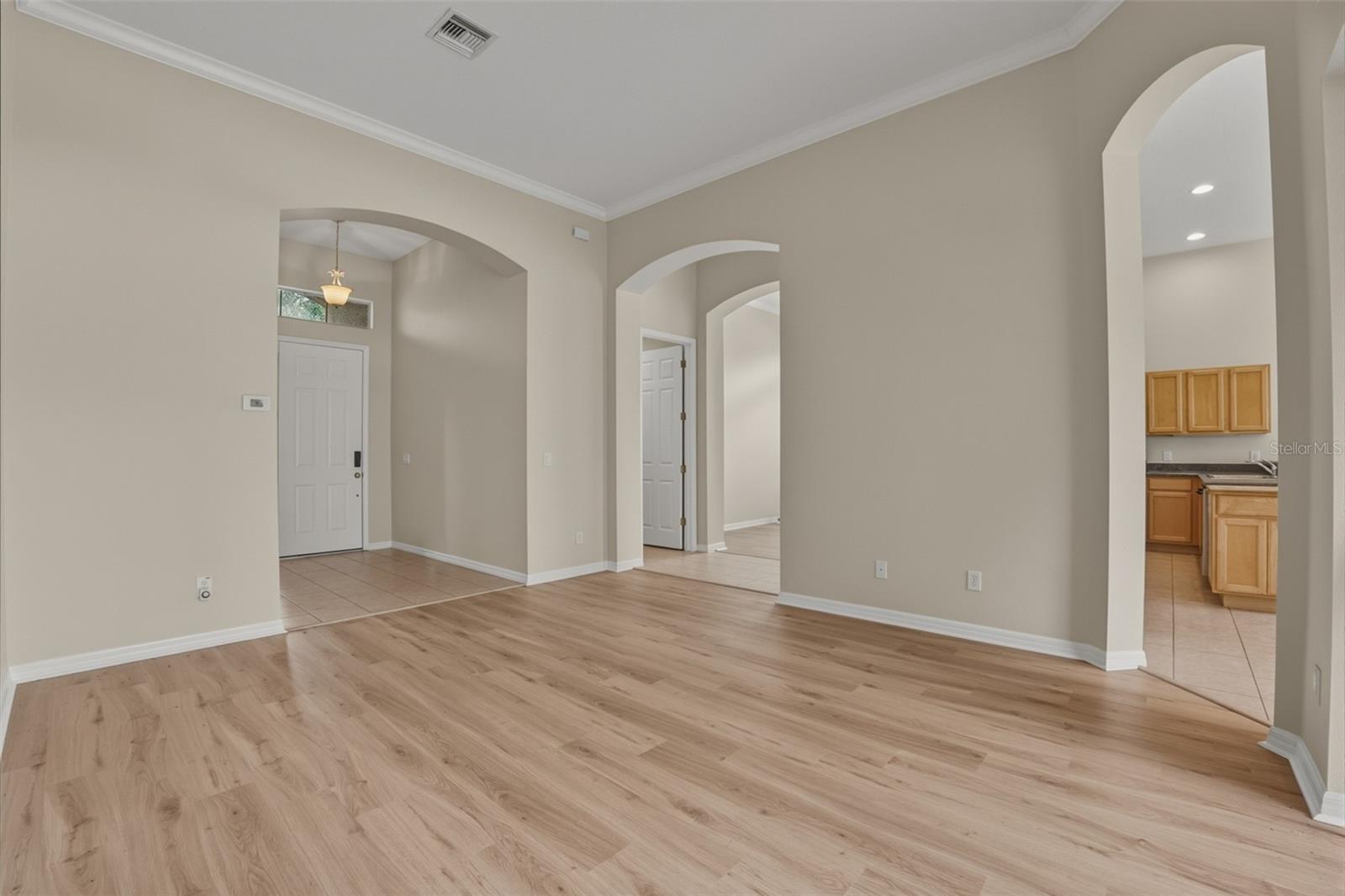 RETREAT AT WEKIVA - Residential