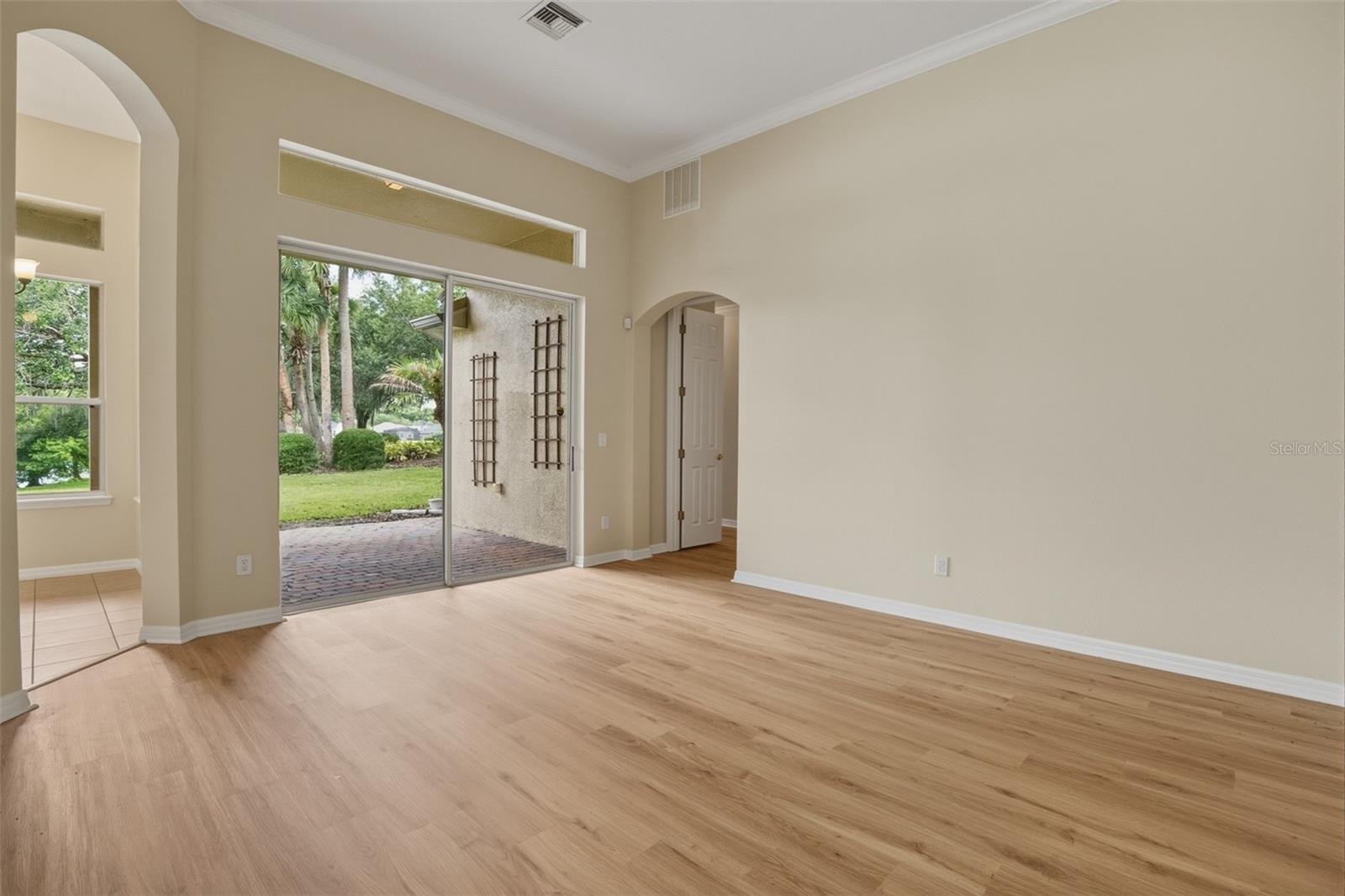 RETREAT AT WEKIVA - Residential