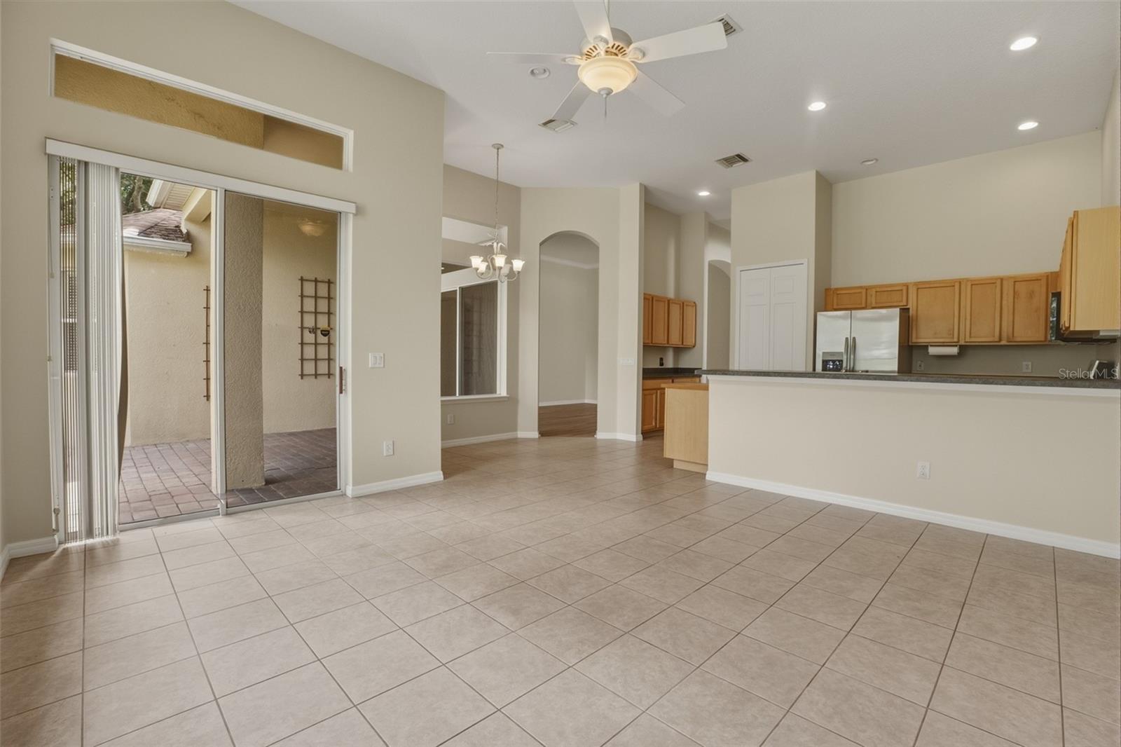 RETREAT AT WEKIVA - Residential