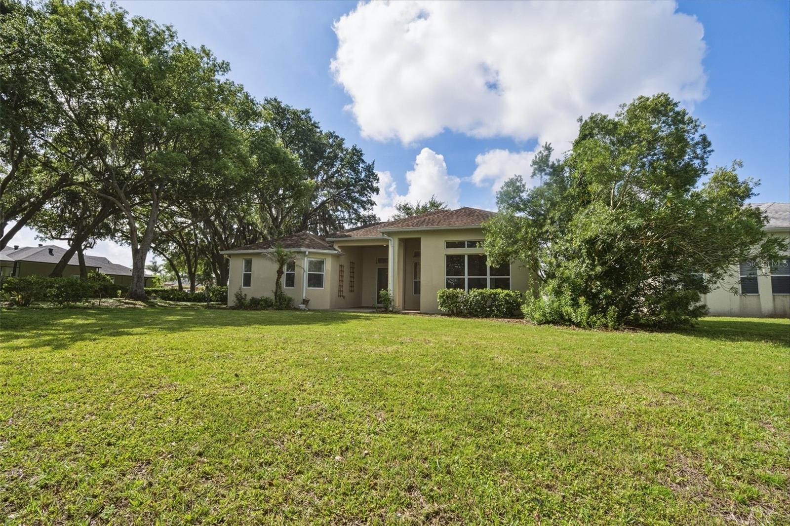 RETREAT AT WEKIVA - Residential