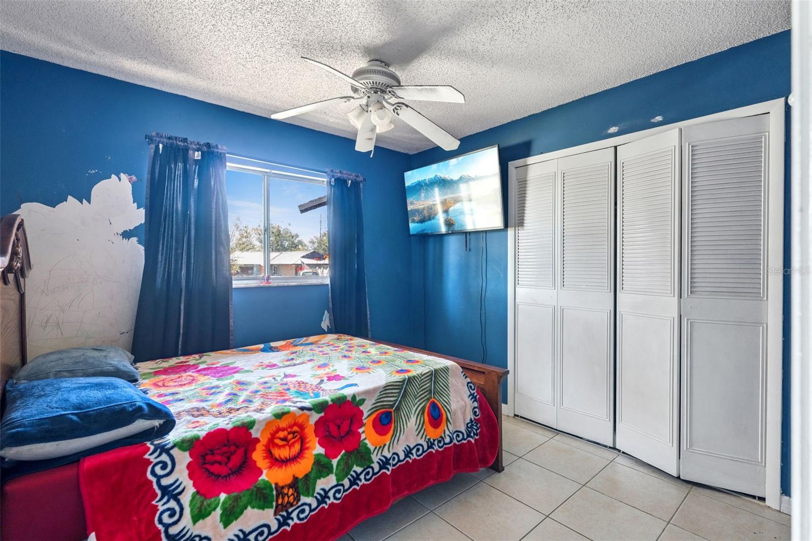 SKY LARK UNIT 2 REP - Residential