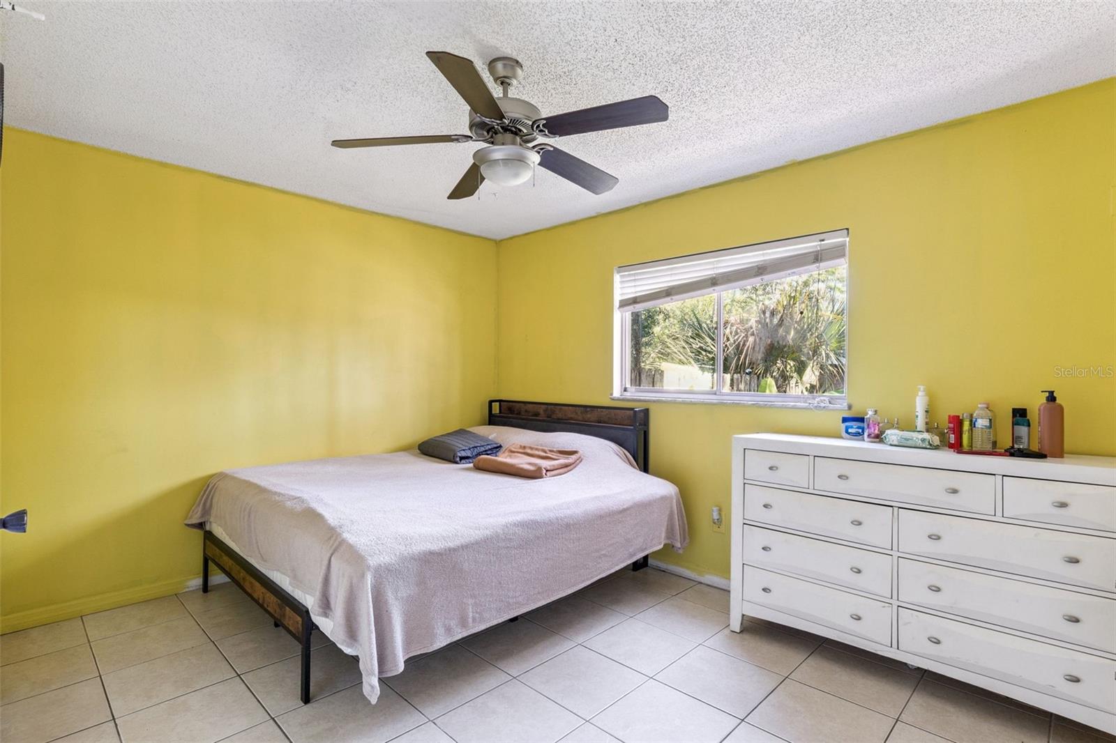 SKY LARK UNIT 2 REP - Residential