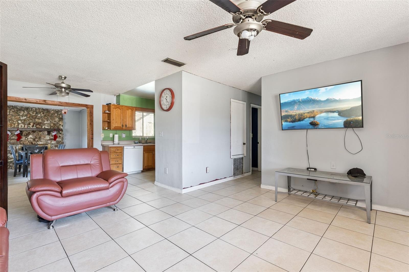 SKY LARK UNIT 2 REP - Residential