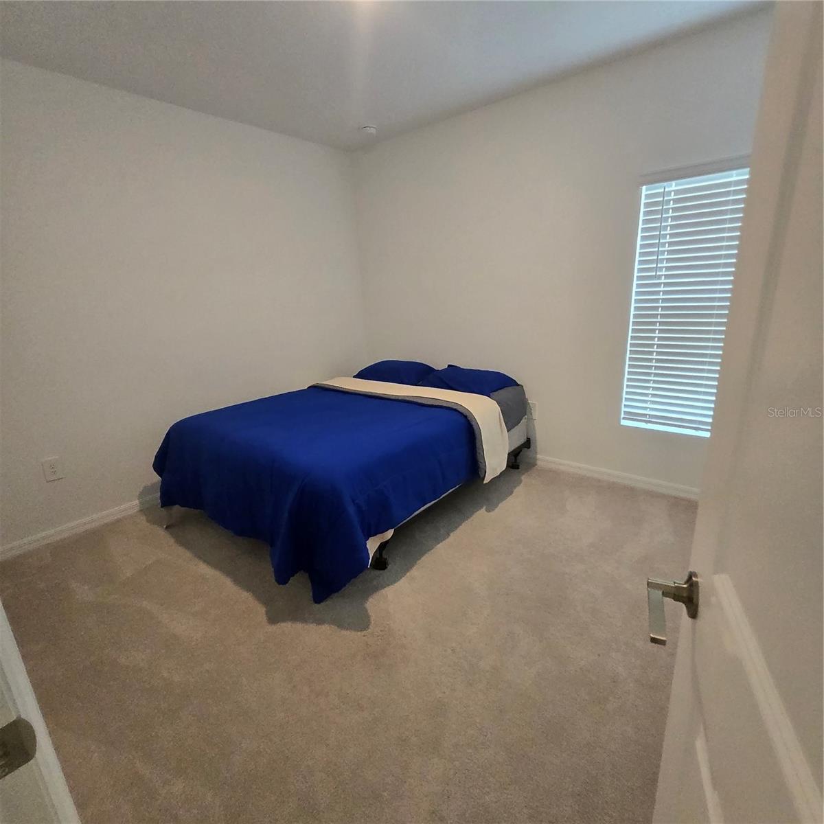 STEPPING STONE POD A PH 2 - Residential Lease