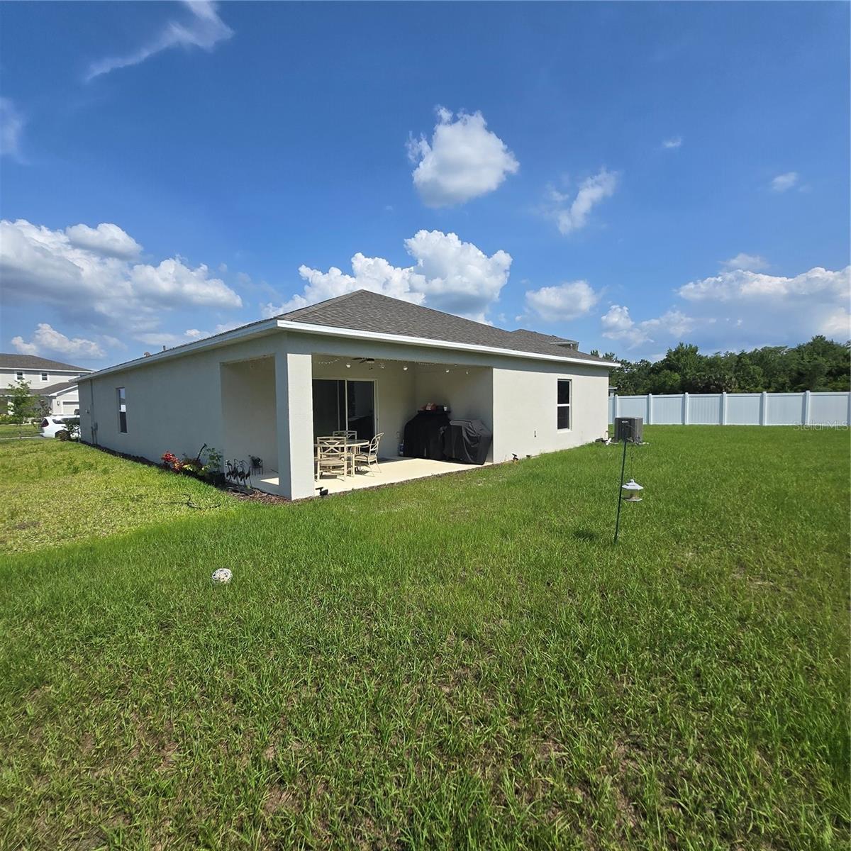 STEPPING STONE POD A PH 2 - Residential Lease