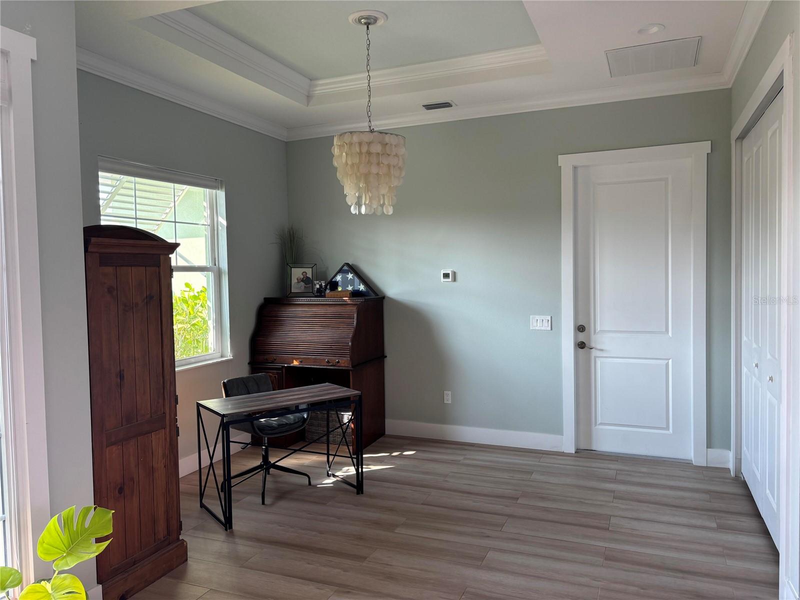 HIDDEN LAGOON PH II - Residential