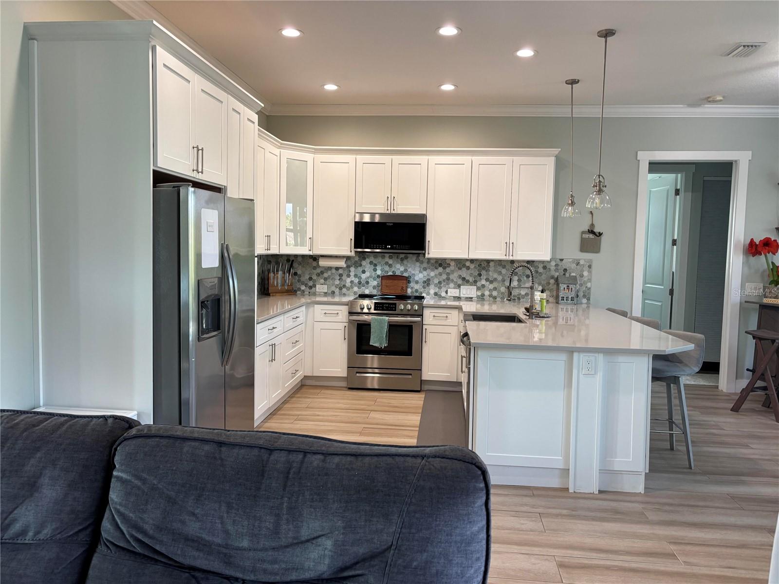 HIDDEN LAGOON PH II - Residential