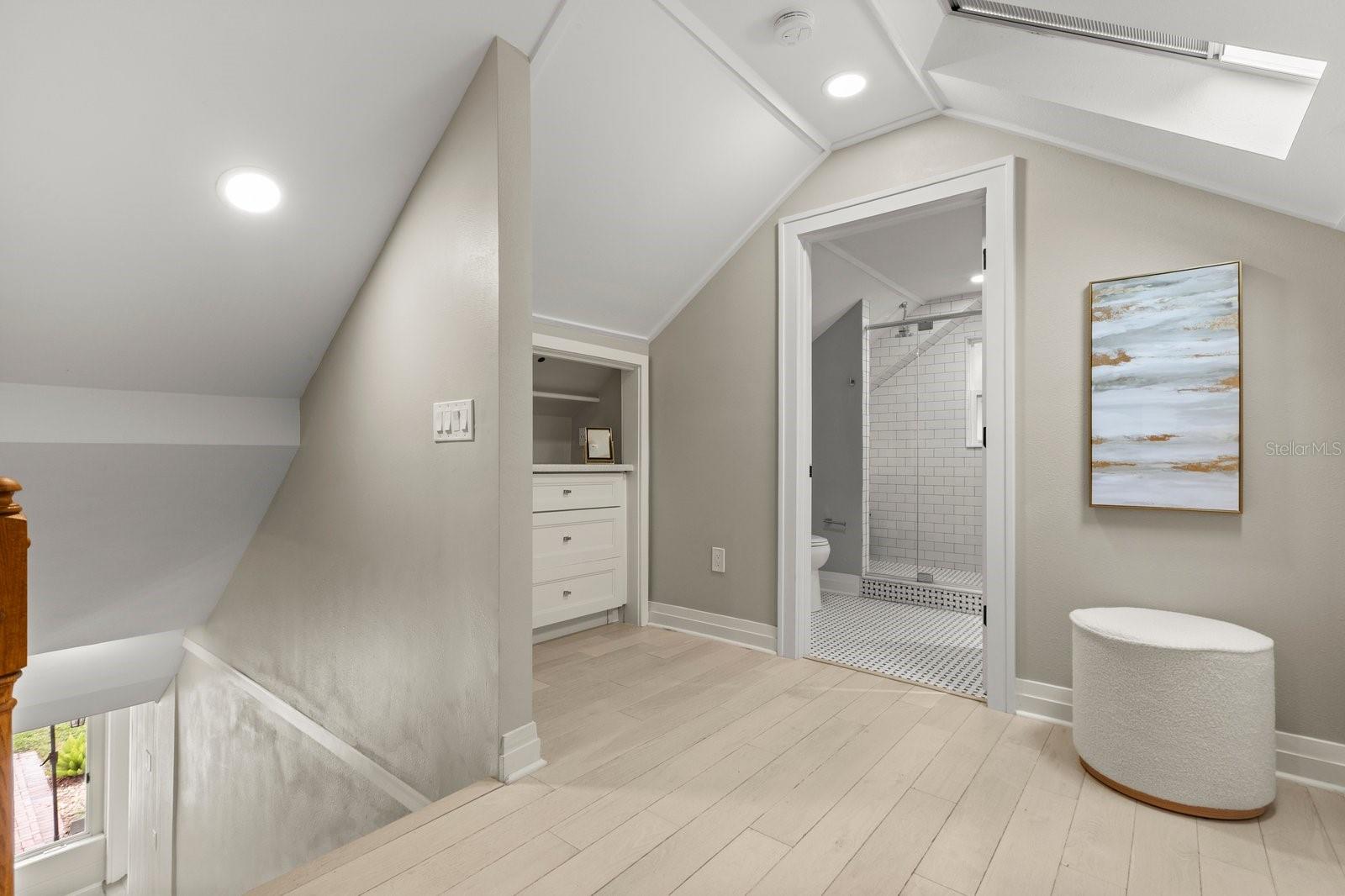 VERONICA HEIGHTS - Residential