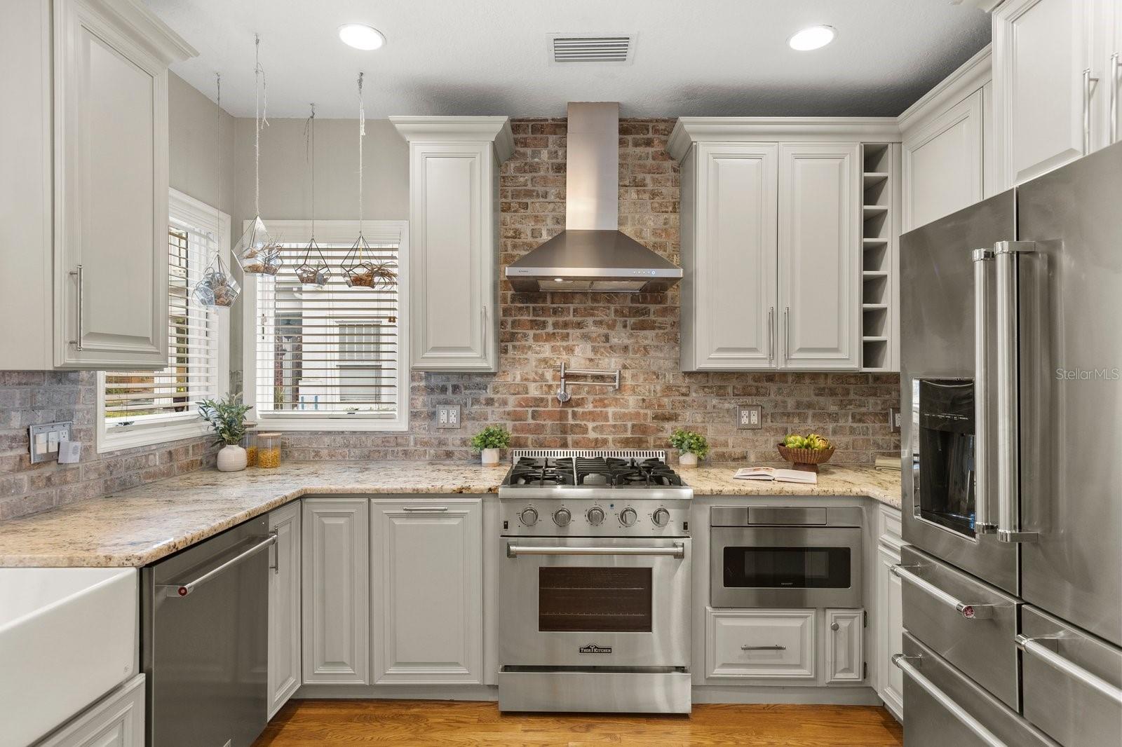 VERONICA HEIGHTS - Residential