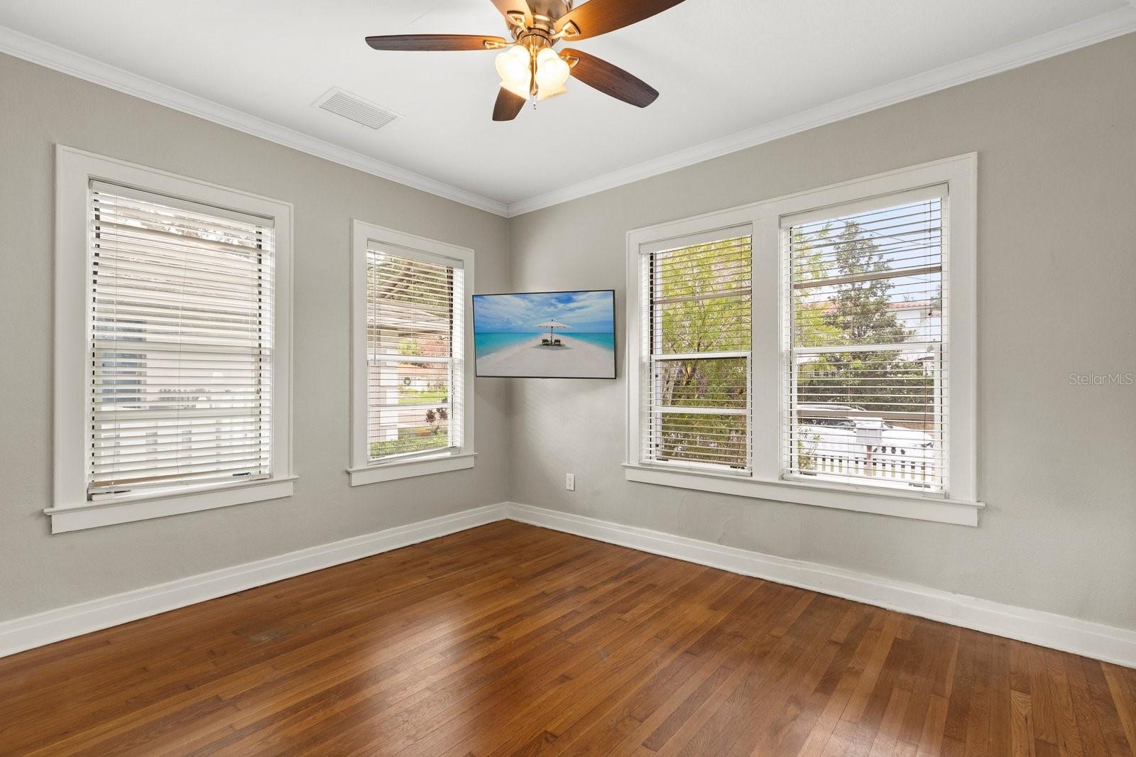 VERONICA HEIGHTS - Residential