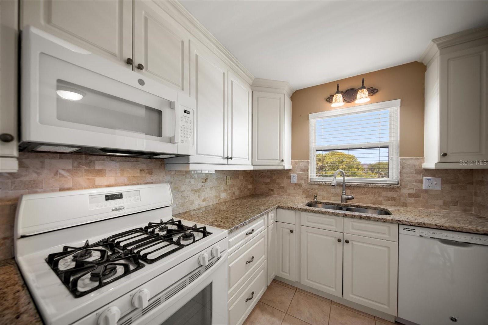 TERRACE PARK OF FIVE TOWNS - Residential