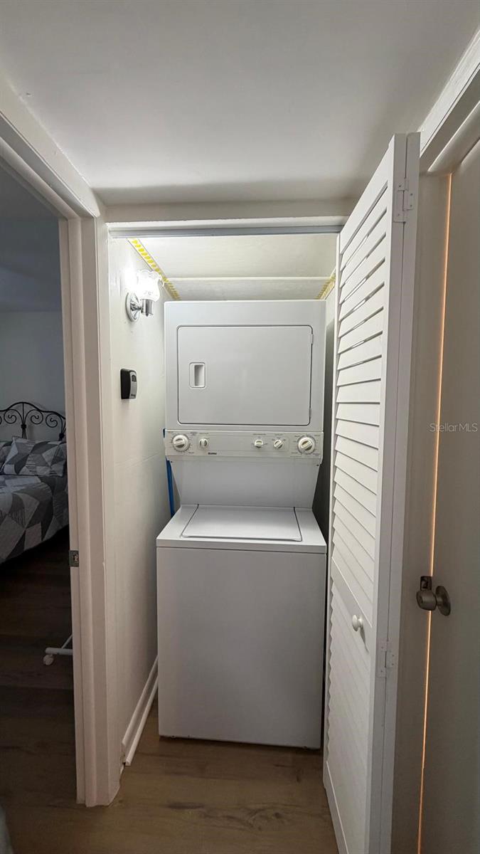 WINDING CREEK - Residential Lease