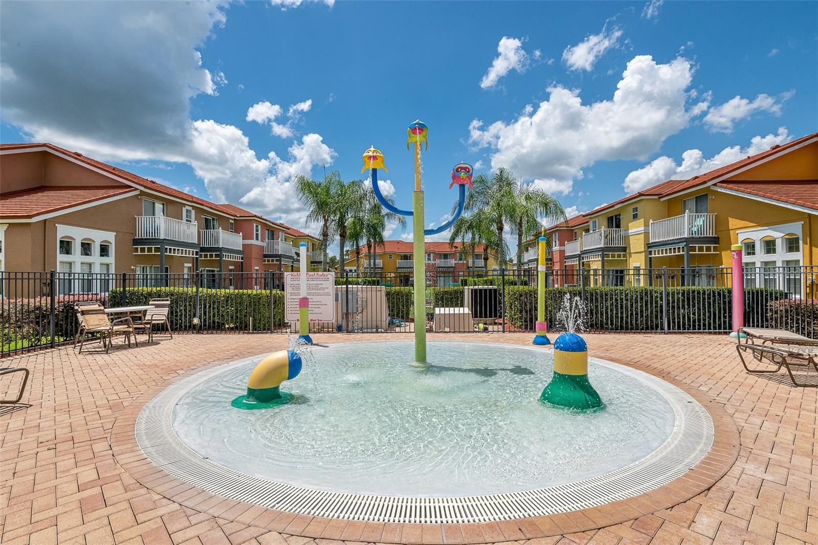 LAKE BERKLEY RESIDENCE - Residential