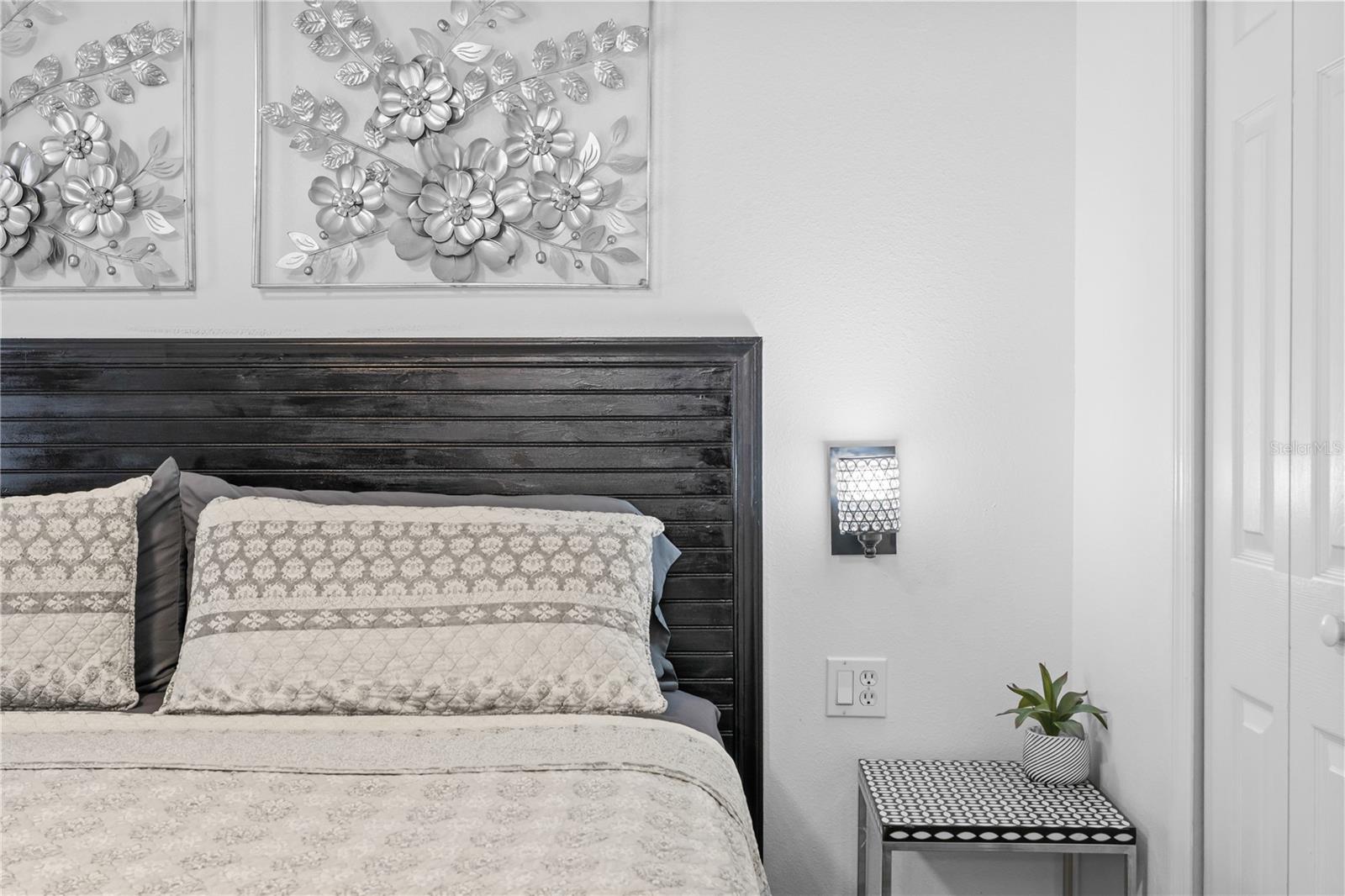 LAKE BERKLEY RESIDENCE - Residential