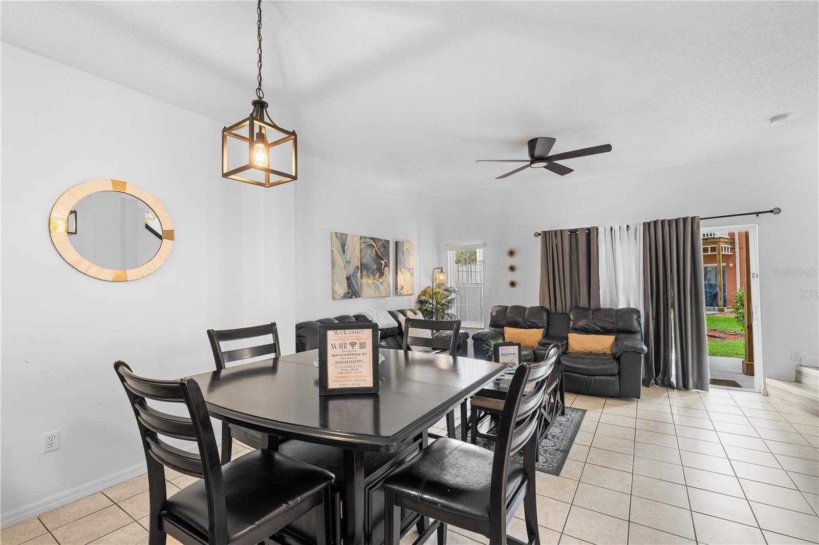 LAKE BERKLEY RESIDENCE - Residential